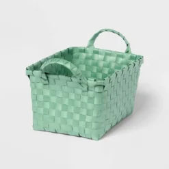 Woven Plastic Basket Small - Brightroom™ -Brightroom Outlet Store GUEST a4d0176f 2a79 4296 a9ef fc1f783e4557